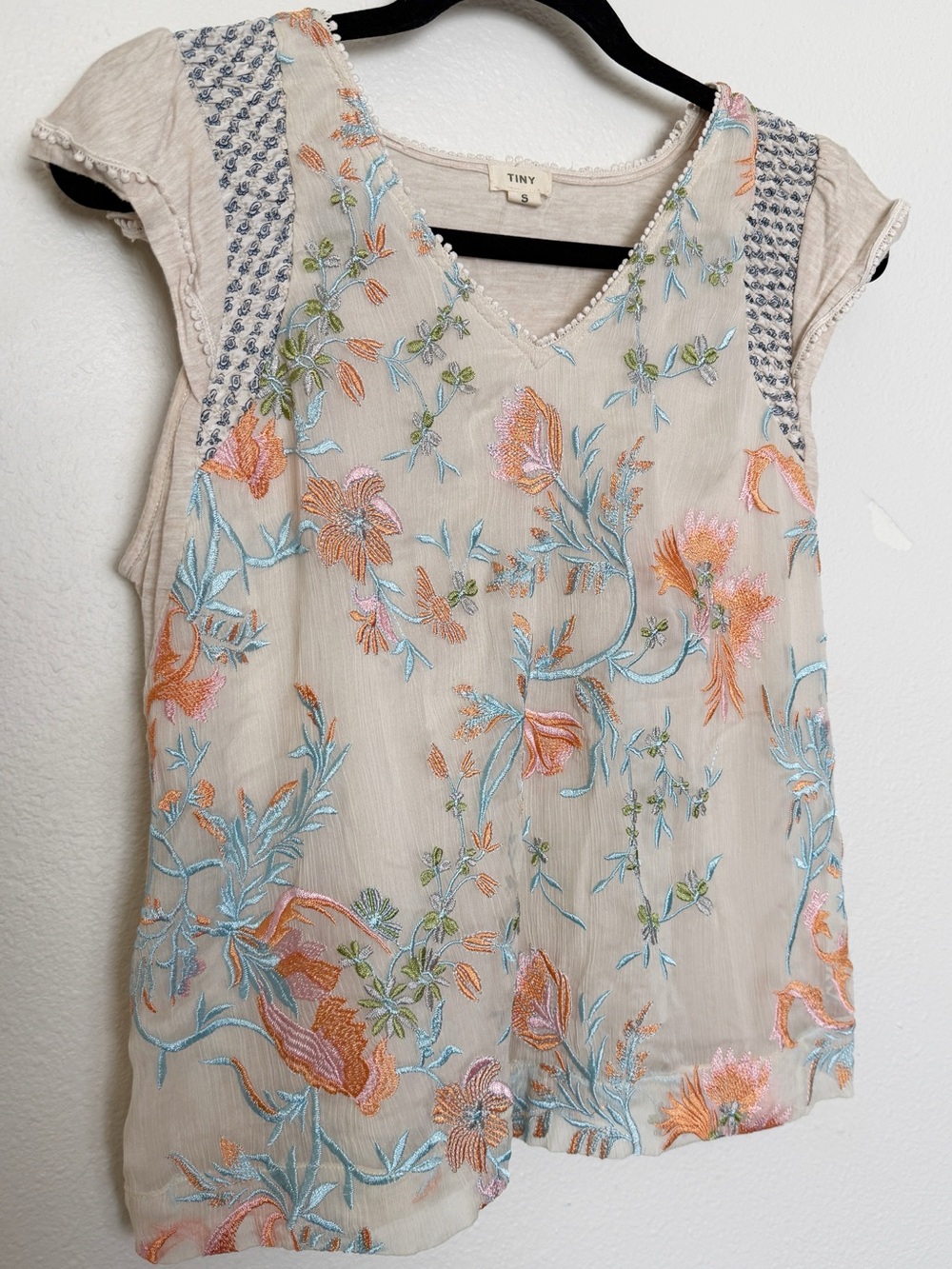 Tiny by Anthropologie Freida Floral Embroidered Top Boho Cottagecore - Picture 6 of 10